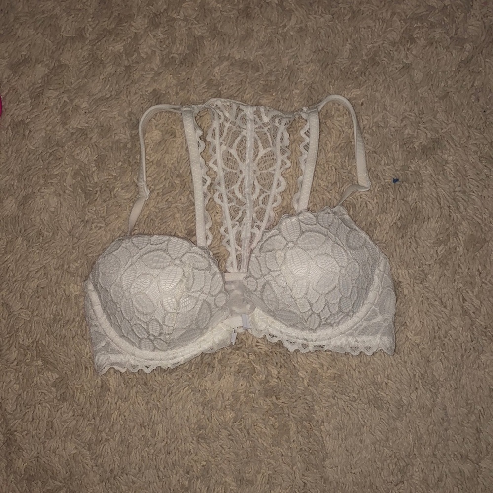 White, clip in front, lace bra